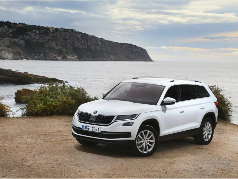 Škoda Kodiaq белая