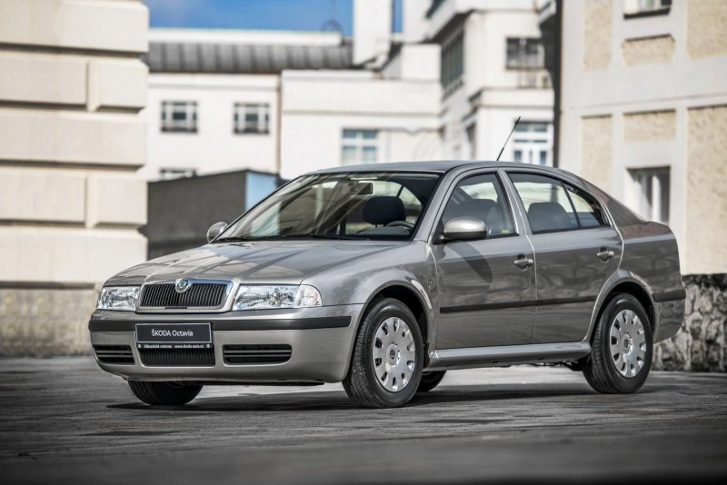 Škoda Octavia 1 поколение