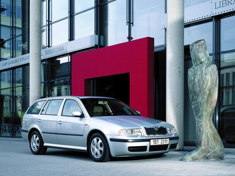 Skoda Octavia Tour 2000