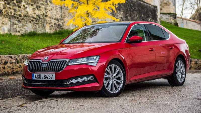 Skoda Superb 2021