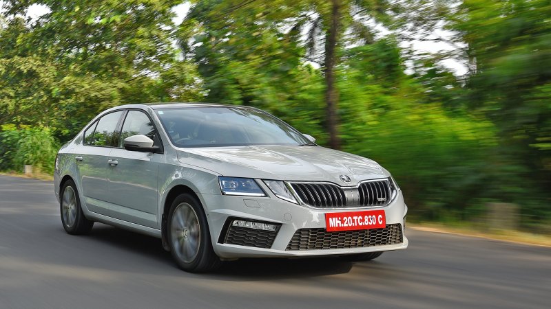 Skoda Octavia a8 белая