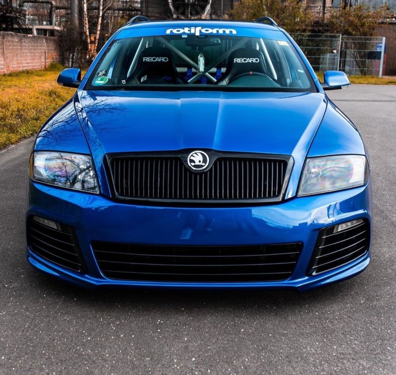 Skoda Octavia a5 RS черная