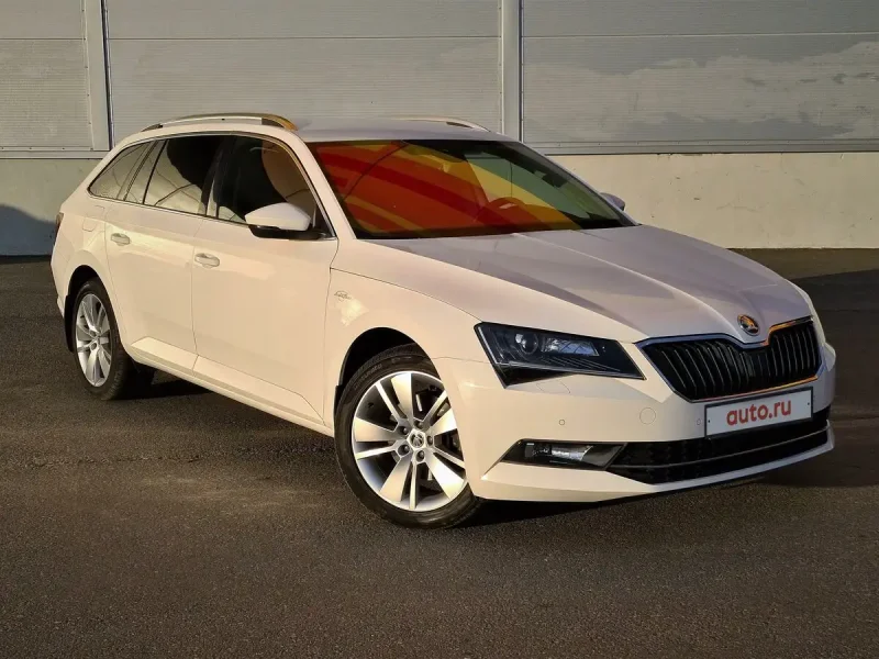 Skoda Superb Concept 2016