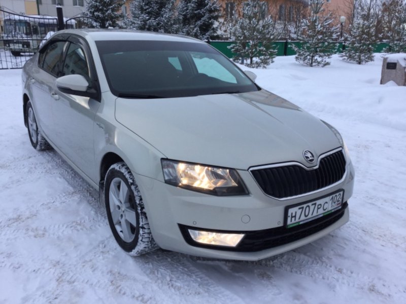 Skoda Octavia a7 серебристый