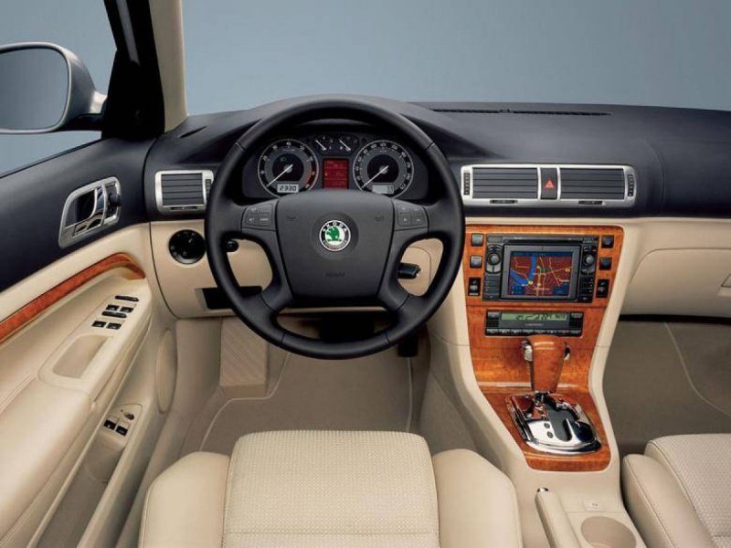 Skoda Superb 2007 салон