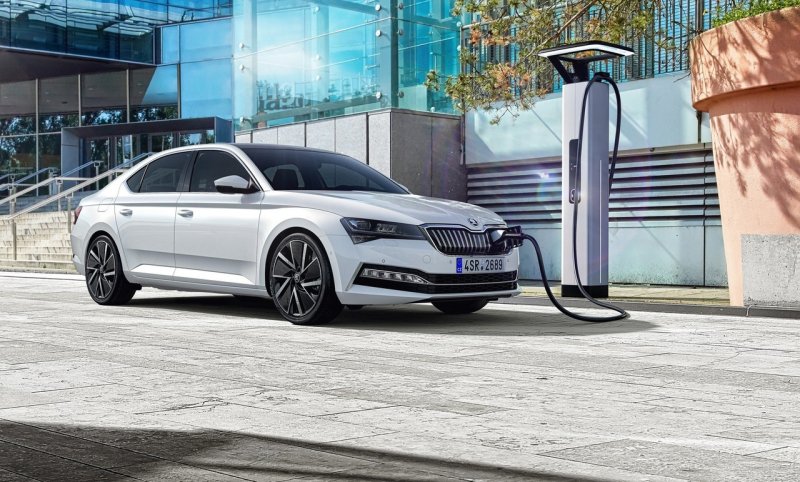 Škoda Superb 2020 Рестайлинг