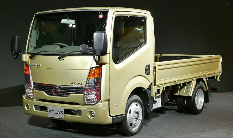 Nissan Cabstar f24