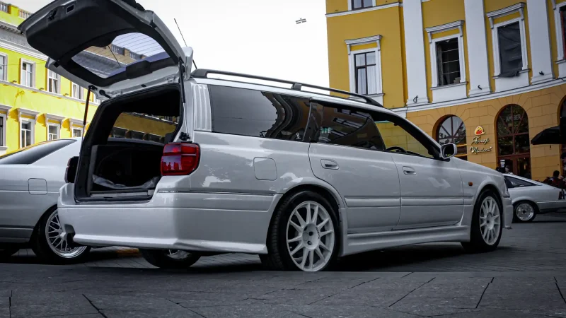 Nissan Stagea 2