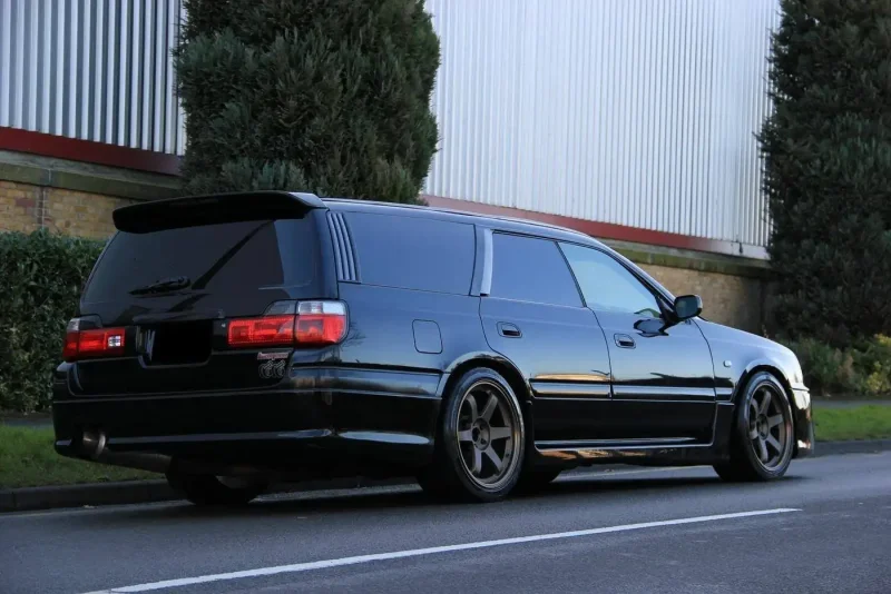 Nissan Stagea 2000