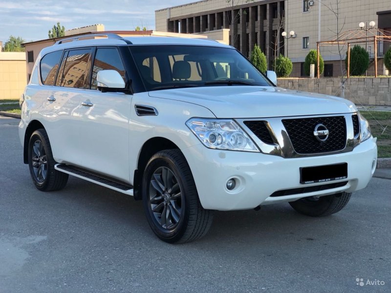 Nissan Patrol y62 2011