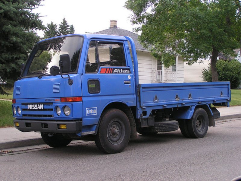 Nissan Atlas f22 l