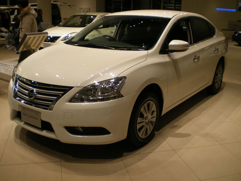 Ниссан Bluebird Sylphy