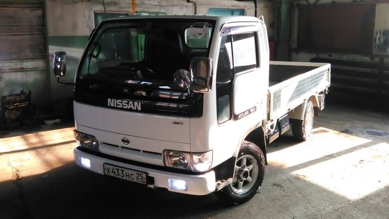 Nissan Atlas, 1985 год