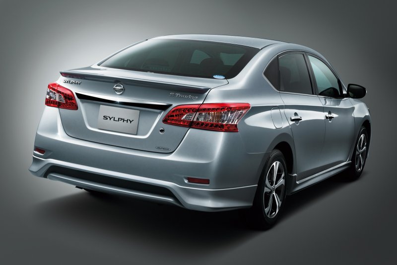 Nissan Bluebird Sylphy 2015