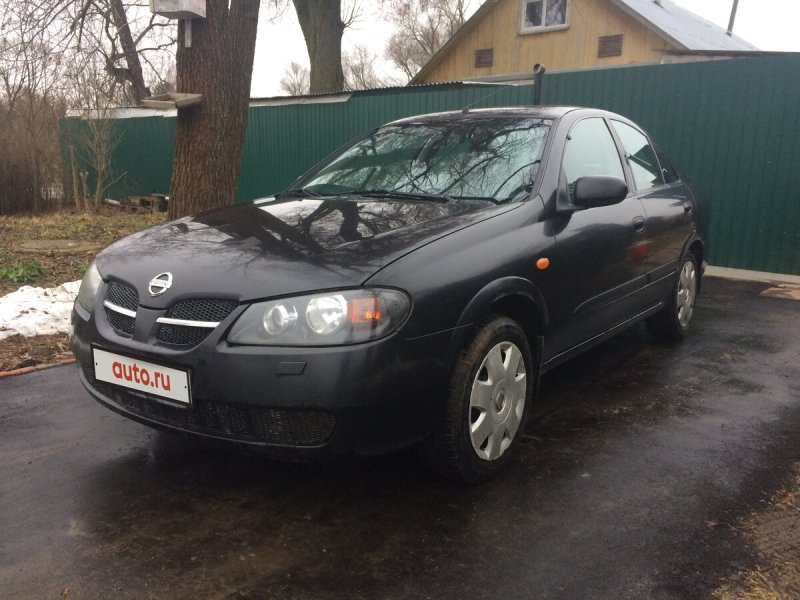 Nissan Almera 2004