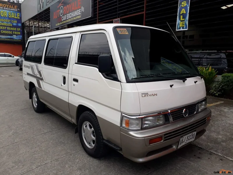 Nissan Caravan Urvan 1989