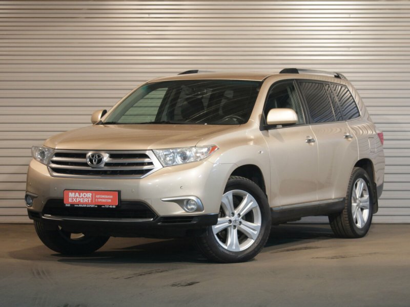 Toyota Highlander 2