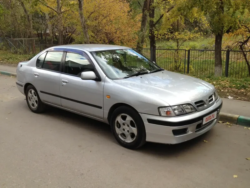 Nissan primera p11 хэтчбек 1998