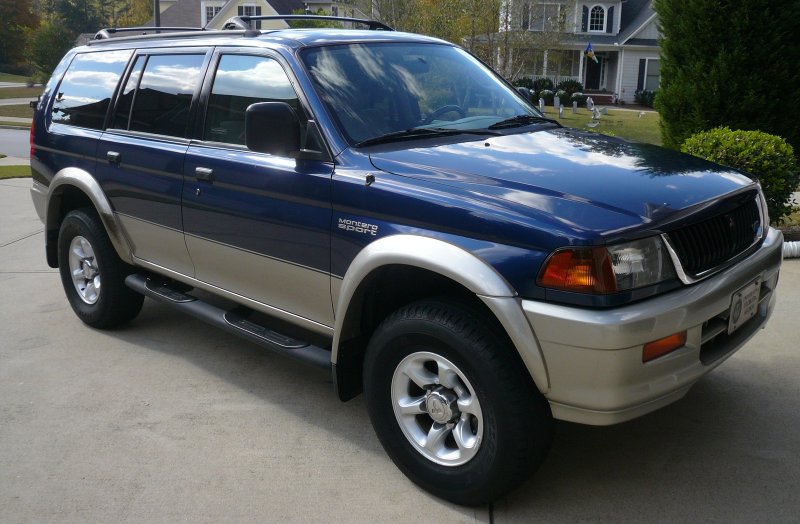 Mitsubishi Pajero Sport 1998