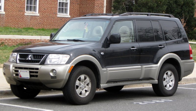 Mitsubishi Pajero IV