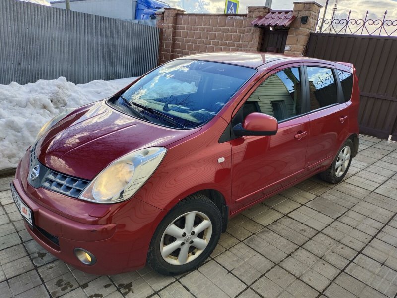 Nissan Note черный 2008