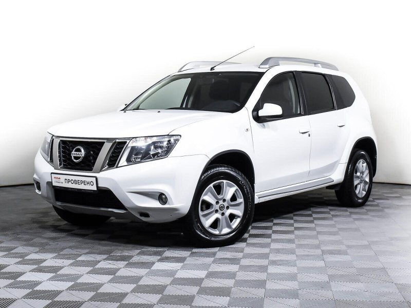 Nissan Terrano 2019 салон