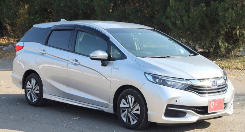 Honda Shuttle Hybrid 2020