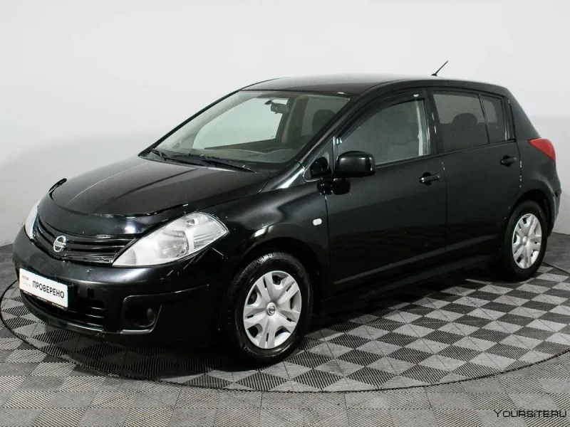 Nissan Tiida 2010