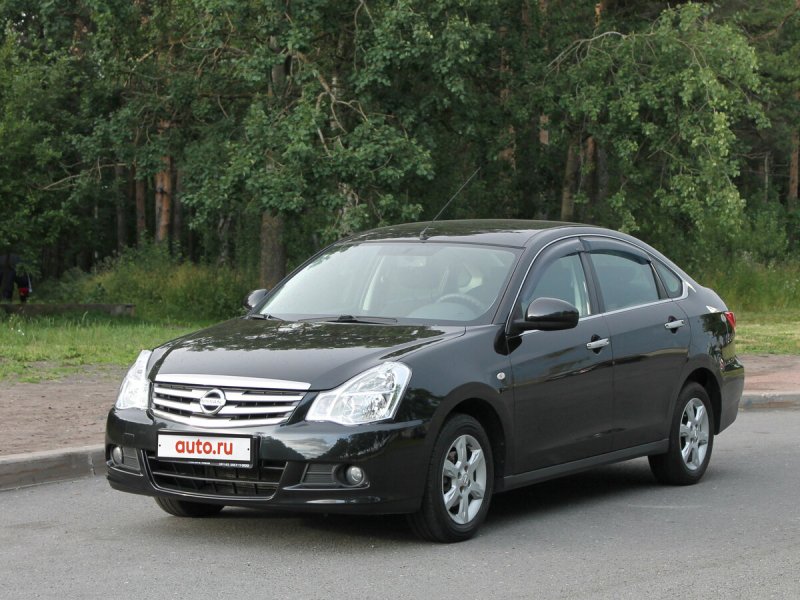 Nissan Almera 2015