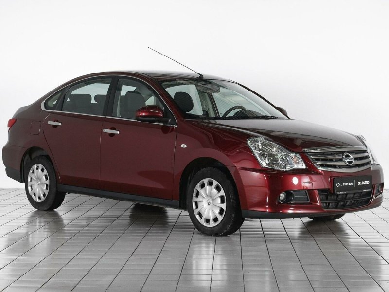 Nissan Almera 2015