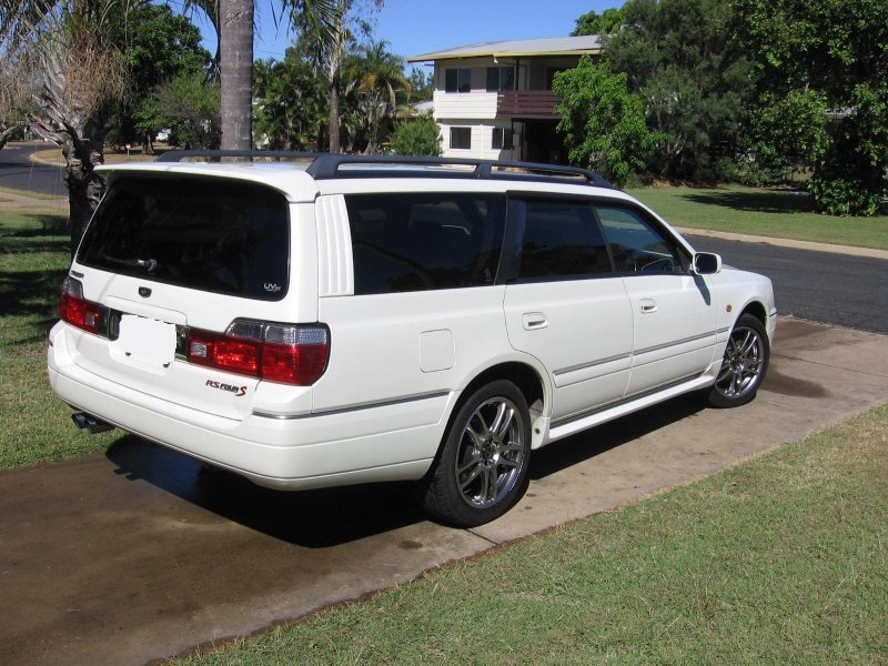 Nissan Stagea 2000