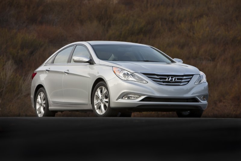 Hyundai Sonata Hybrid 2011