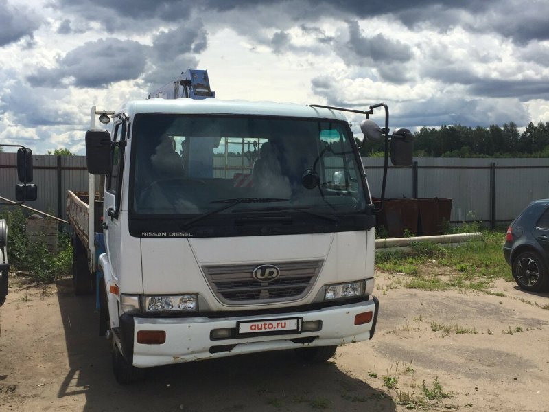 Ниссан дизель 5 тонн грузовик