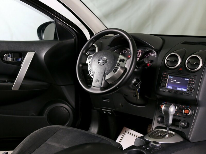 Nissan Qashqai 2007 салон