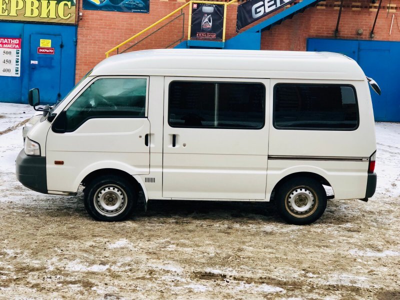 Nissan Vanette