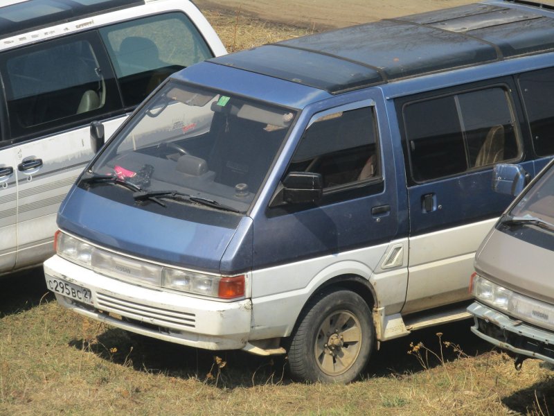 Nissan Vanette 1989