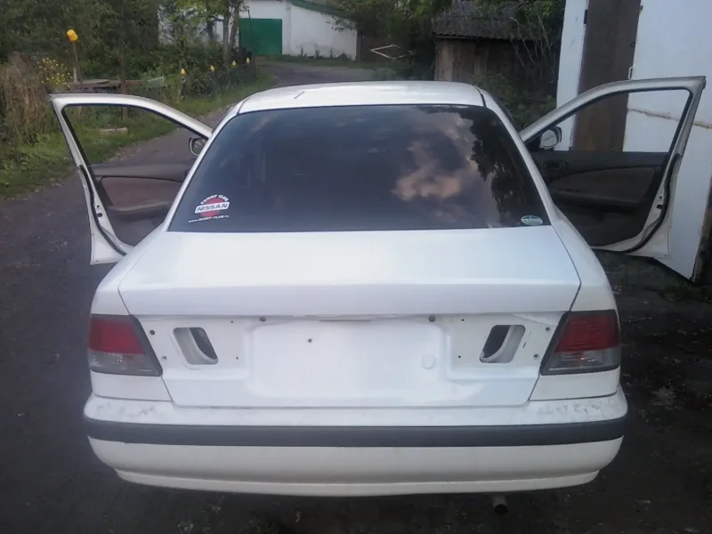 Nissan Sunny b15 спойлер