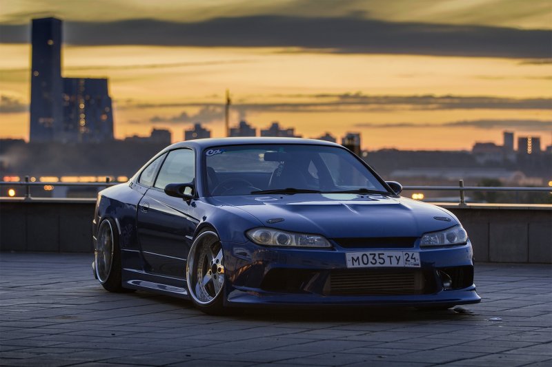 Nissan Silvia s15