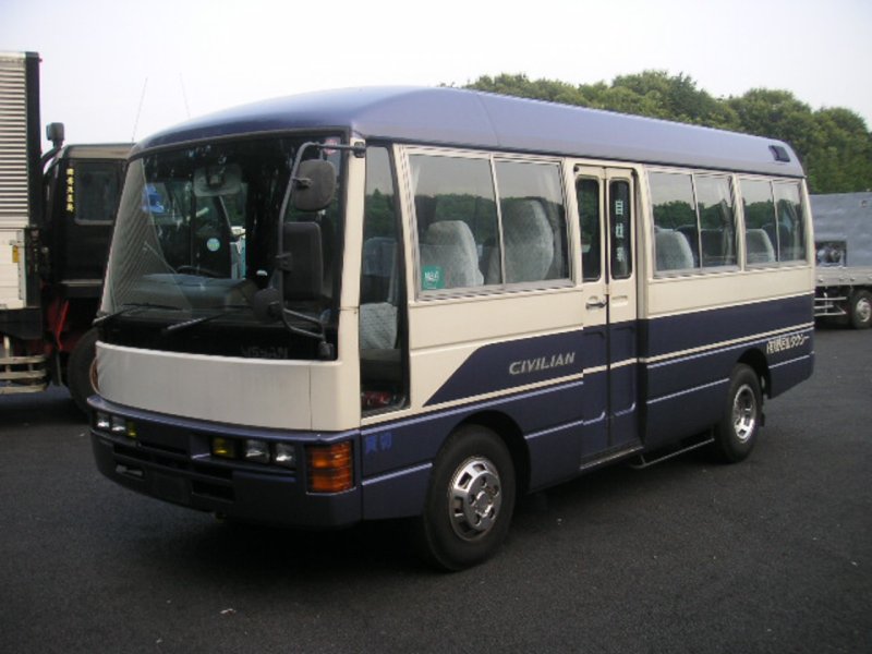 Пассажирский автобус Nissan