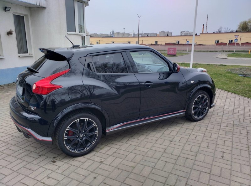 Nissan Juke r18