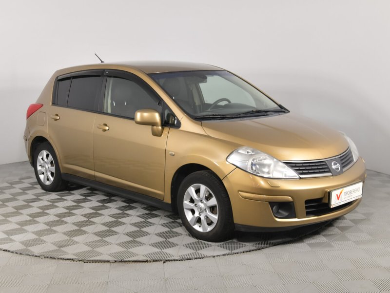 Nissan Tiida 2007