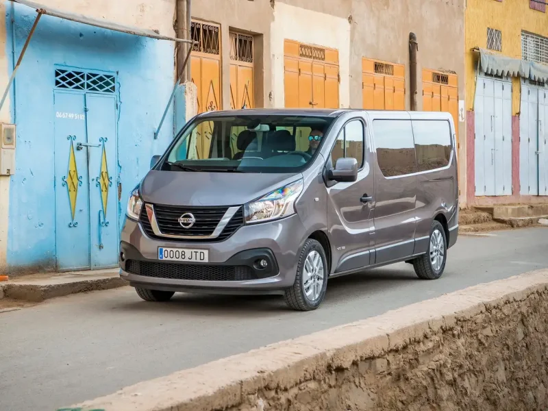 Nissan nv300 Combi