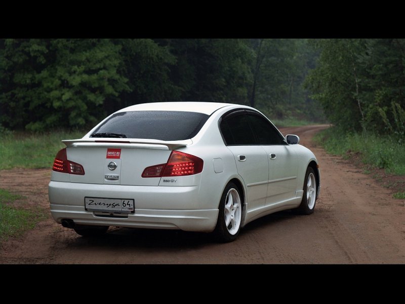 Nissan Skyline v35 250gt