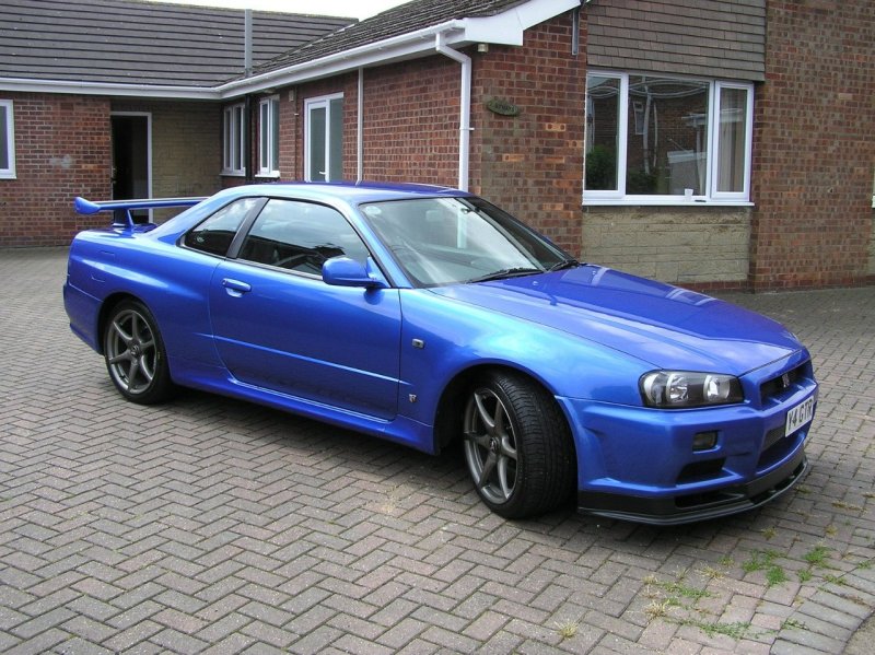 Nissan Skyline v35 Turbo