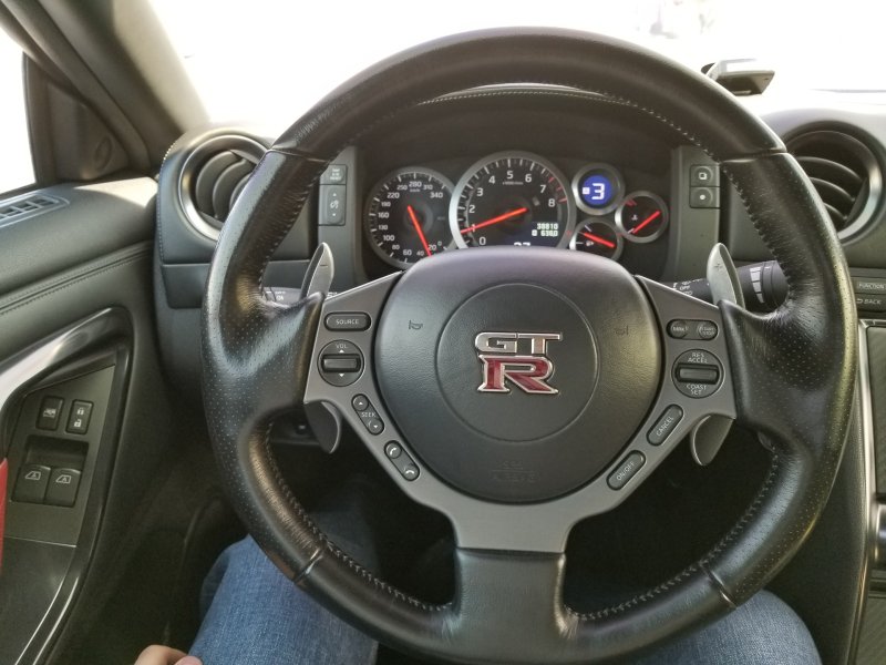 Руль Nissan GTR r35