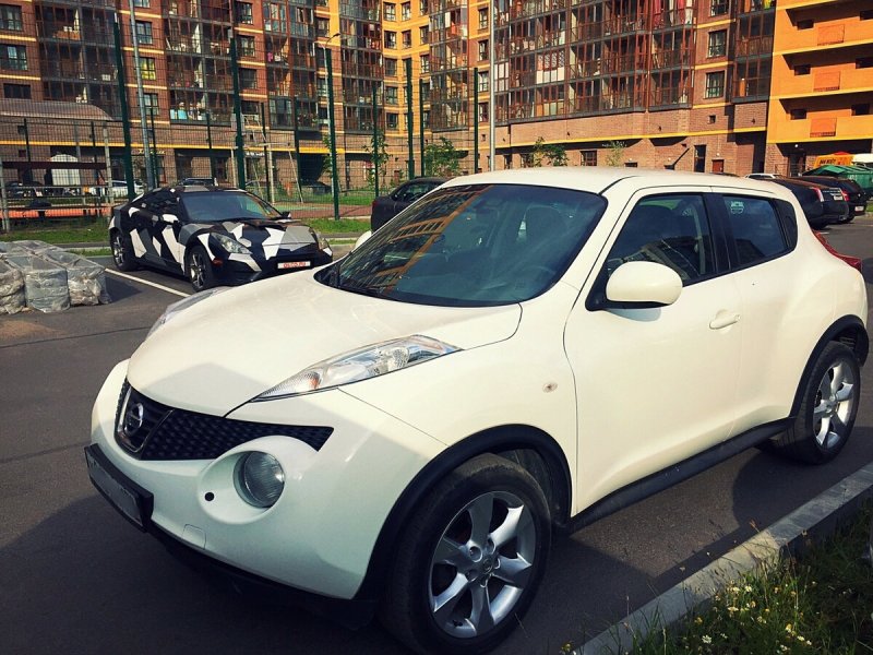 Nissan Juke белый