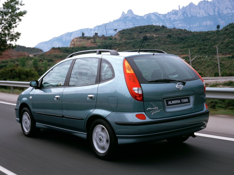 Nissan Almera Tino (v10)