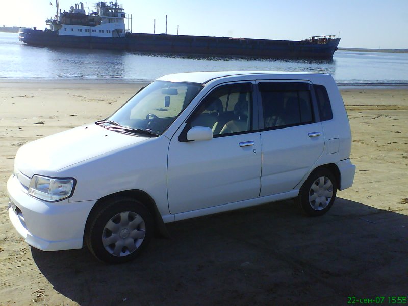 Nissan Cube 1990