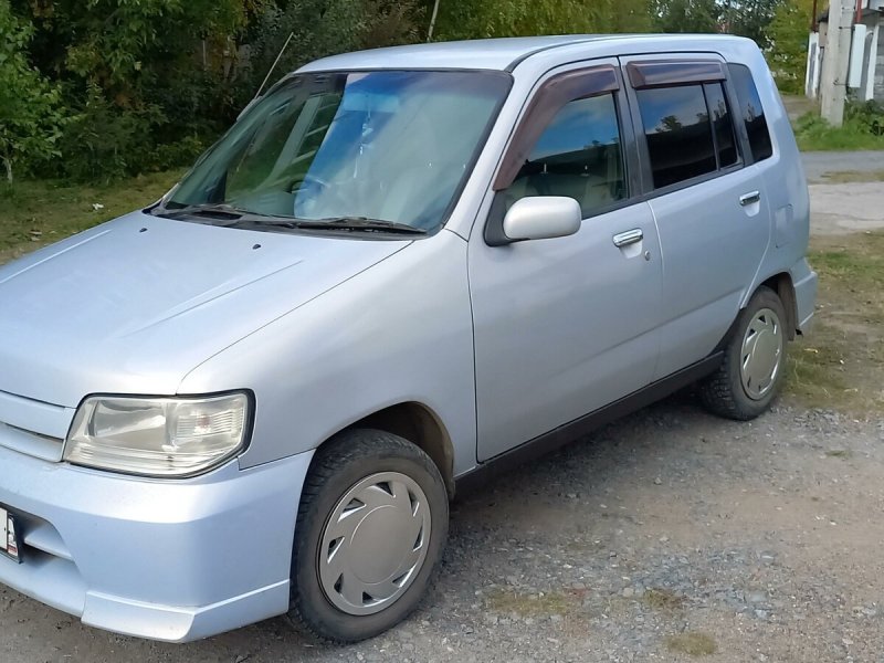 Nissan Cube z10