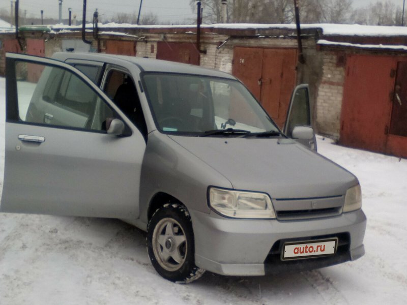 Nissan Cube 2001